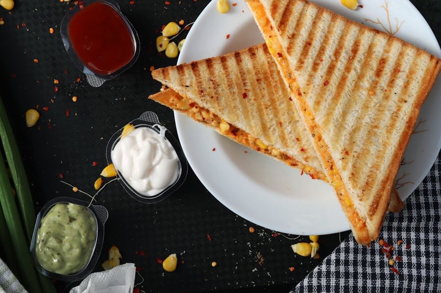 Sándwich de jamón y queso